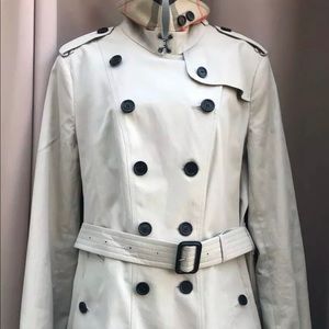 Burberry Sandringham London Rain Trench Coat 14